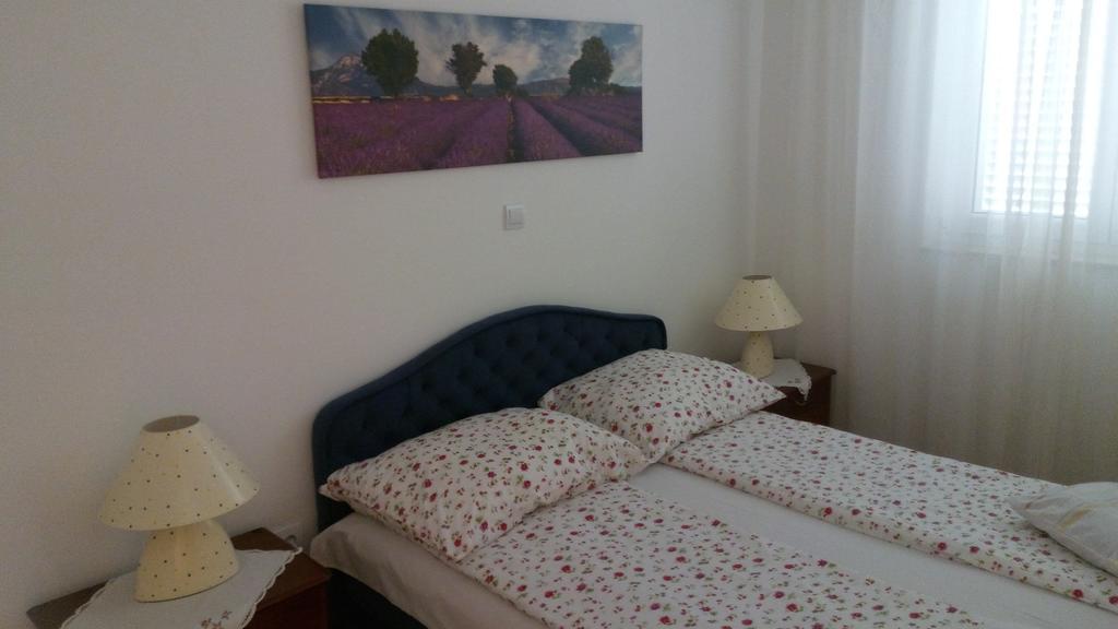 Apartment Z&E Trogir Ngoại thất bức ảnh